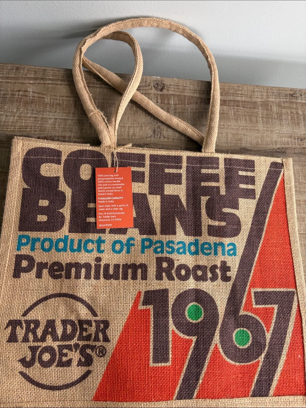 Trader Joe's Burlap Coffee Beans Tote Bag - Natural with Red & Brown Print. New!